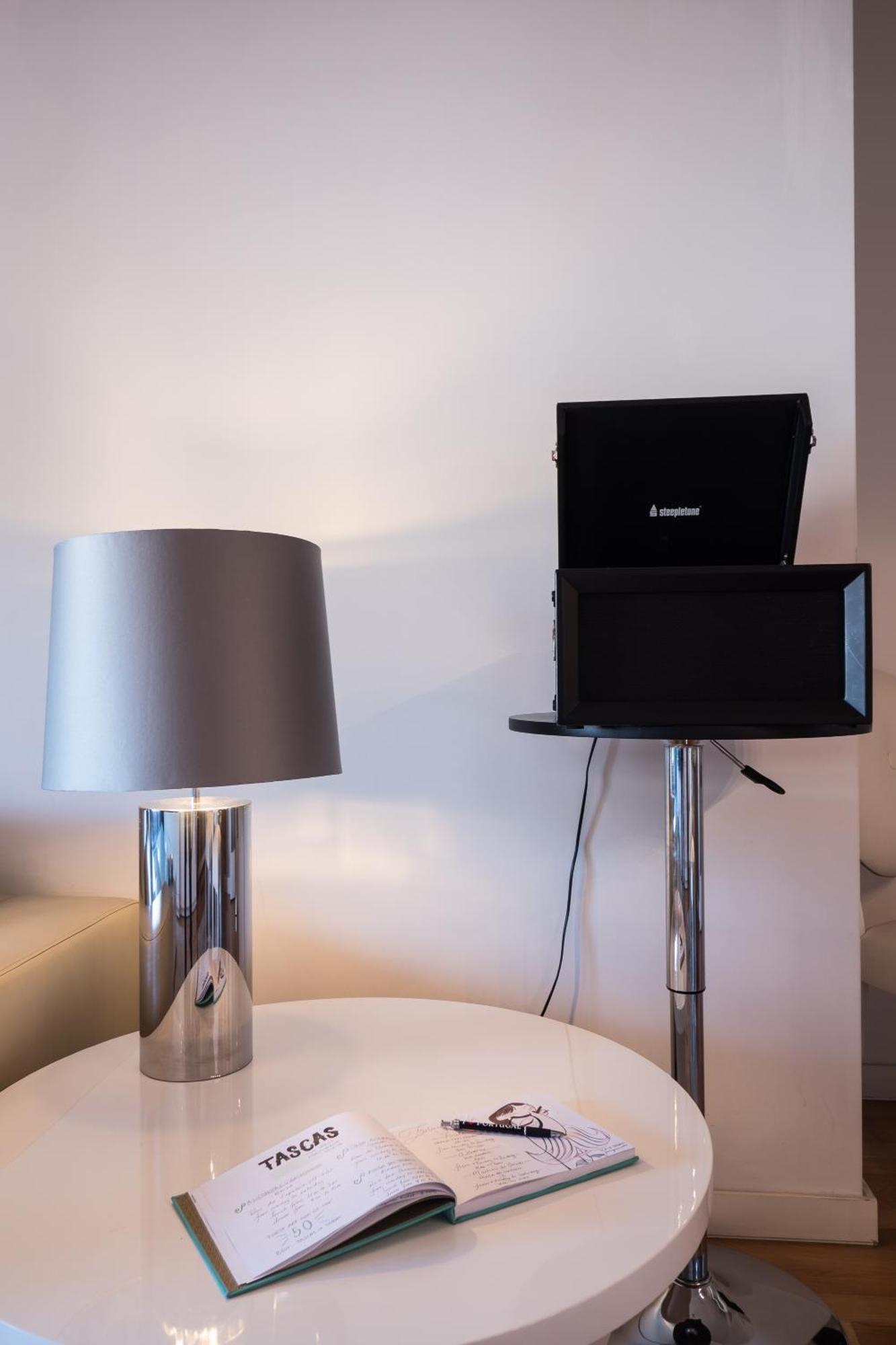 Appartement Flamingos - 81258al Lissabon